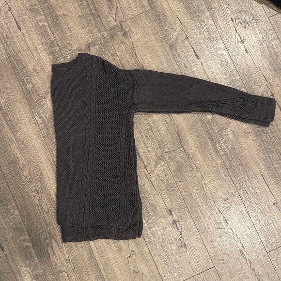🐨NWOT American Eagle Sweater🐨 - Picture 4 of 5